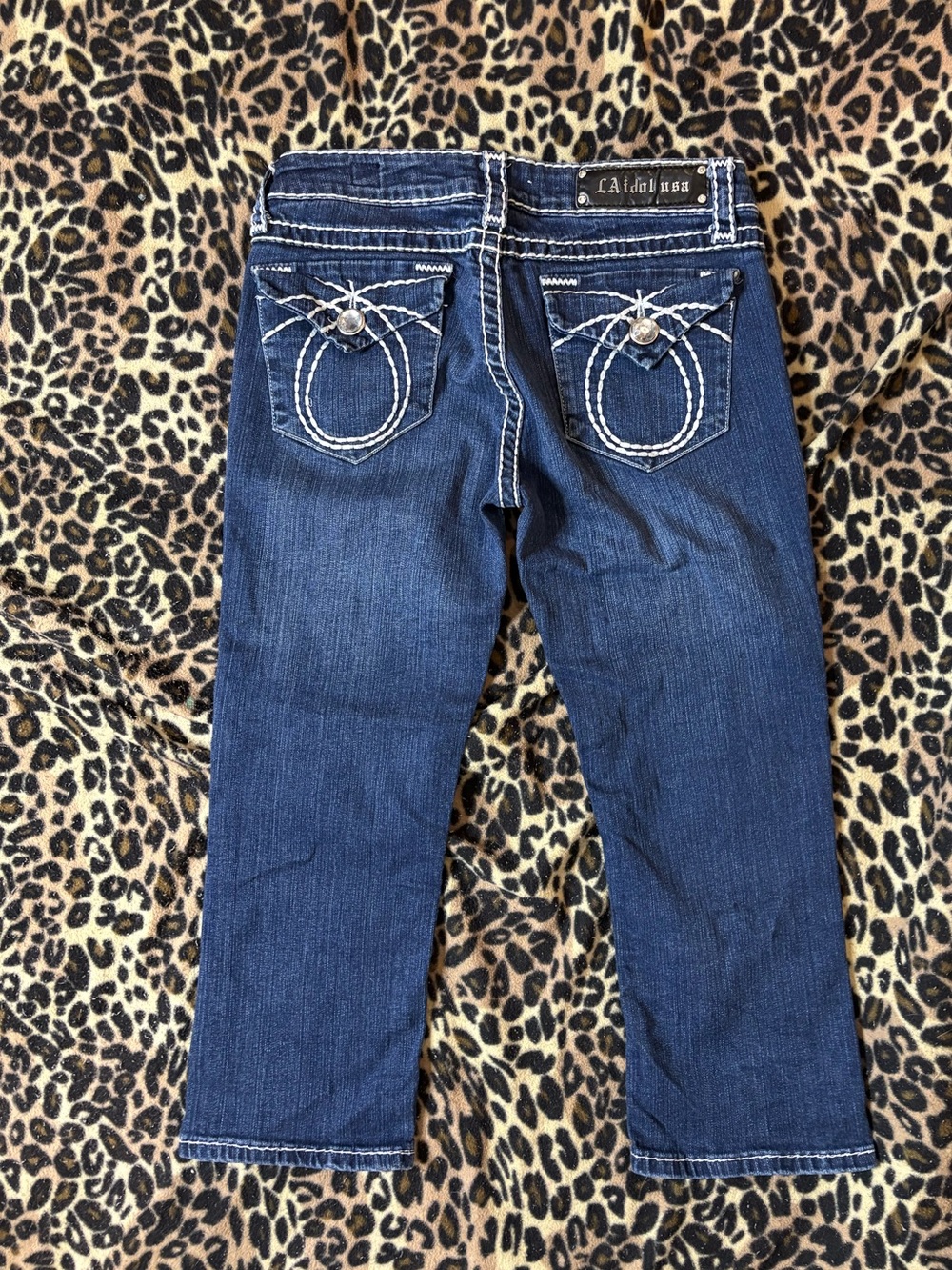 Y2K mcbling L.A. Idol Women’s Dark Wash Cut Off Jeans/Capris - Size 9